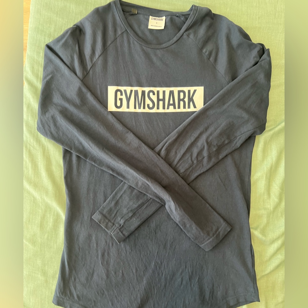 Gymshark Men’s Long Sleeve Shirt